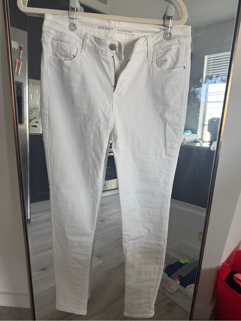 Old Navy White Rockstar Skinny Jeans